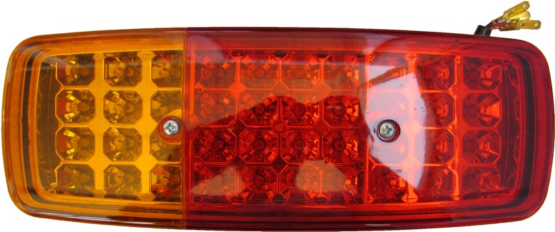 Stop camion LED 15 x 14 pe 24V partea dreapta