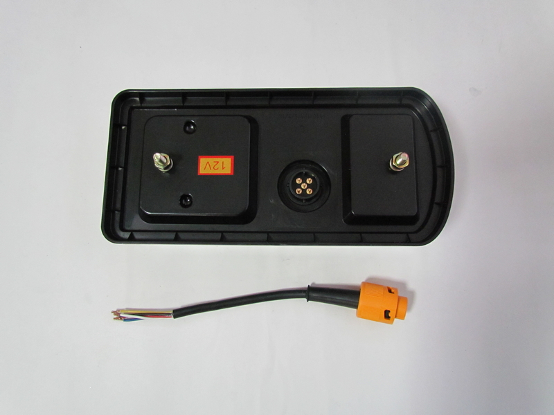 Lampa stop camion DF TRL006 LED 12V - Image 5
